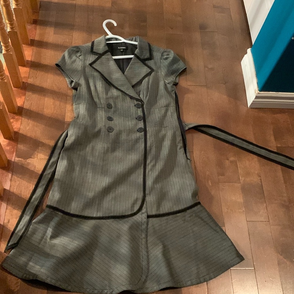 Le château dress